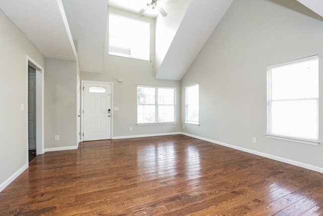 Photo - 5027 Hectare Ln