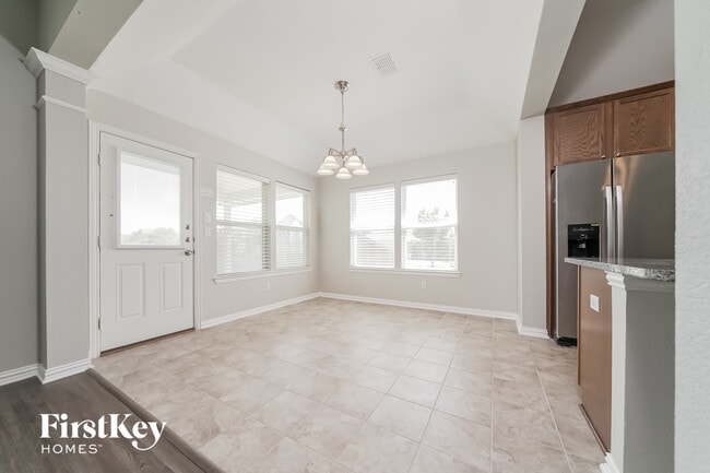 Photo - 1521 Toucan Dr