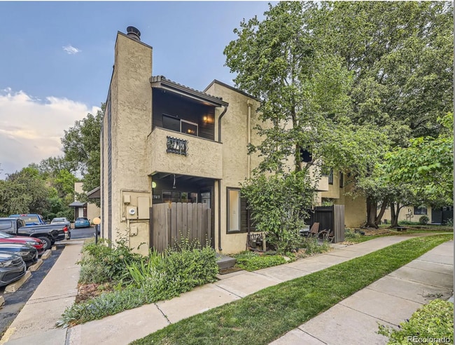 Building Photo - 2949 Shady Holw E Rental