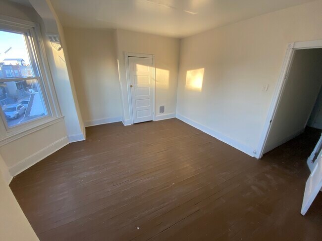 Photo - 3729 N Delhi St