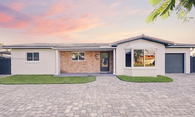 Building Photo - 1804 SW 102nd Ct