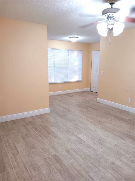 Photo - 4518 Commander Dr Unidad 1923