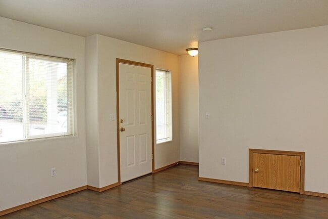 Photo - 1971 SE 122nd Ave Unit 02