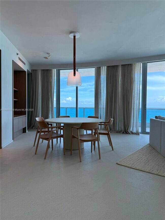 Photo - 5959 Collins Ave Unidad 907