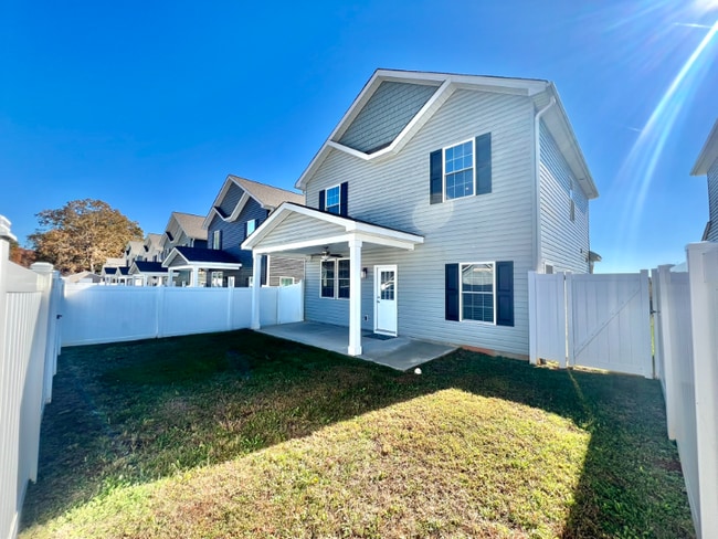 Photo - 2530 Snow Creek Rd NE