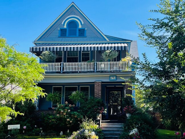 Photo - 763 Columbus Pky