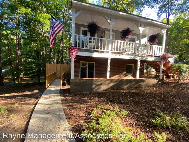 2 br, 1 bath House - 101 Carmichael Court - 2 br, 1 bath House - 101 Carmichael Court