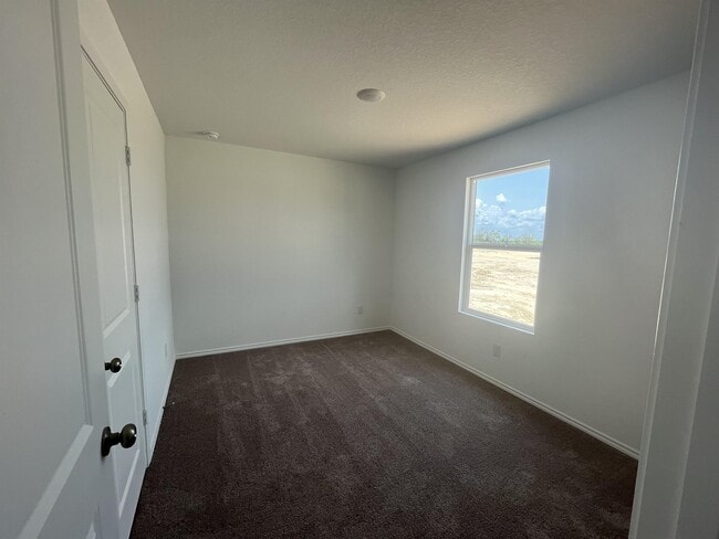 Photo - 3729 Hillside Cir