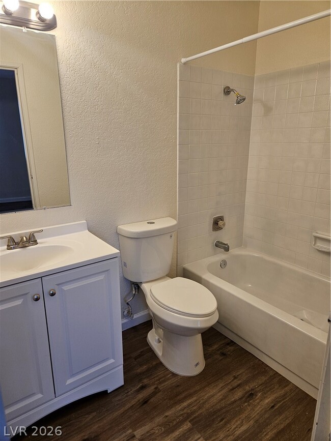 Building Photo - 4581 Macher Way Unit D