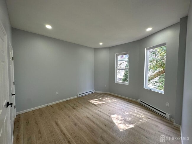 1109 W State St Unit 3