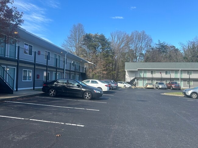 Photo - Guilford Place Apartments.