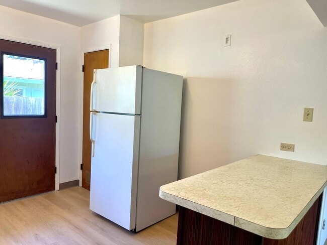 Photo - One level 2 bedroom duplex in Forestville! Near downtown!