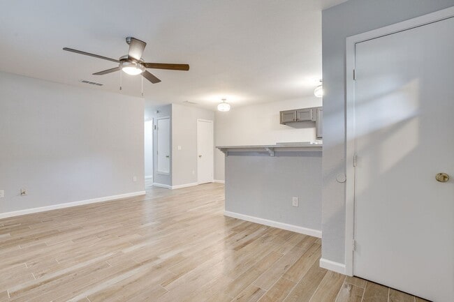 Photo - 2618 Bomar Ave
