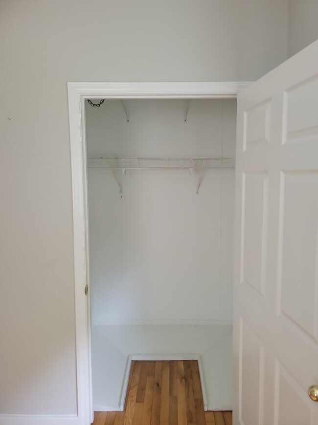 Photo - 3445 Draper Ave