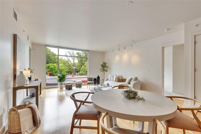 Photo - 210 Lee Barton Dr Unit 308