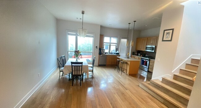 Photo - 4056 Berkman Dr