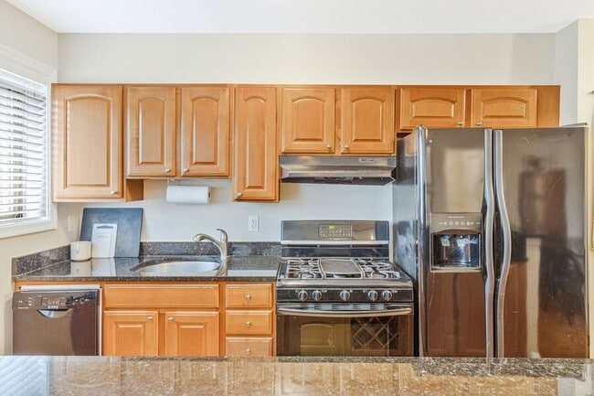 Building Photo - 738 Longfellow St NW Rental