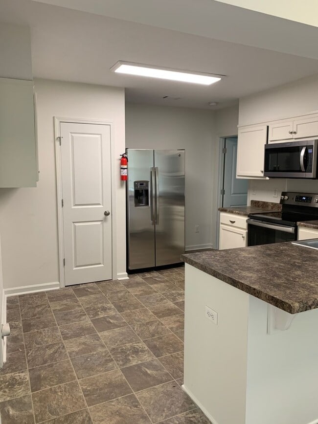 Photo - 727 23rd Ave E