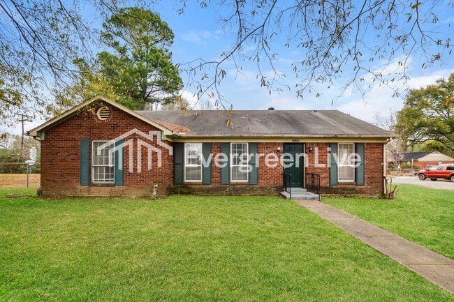 Building Photo - 3332 Clearbrook St