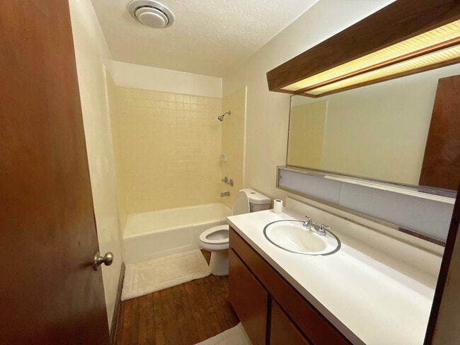 Photo - 15-1485-1485 Homestead Rd