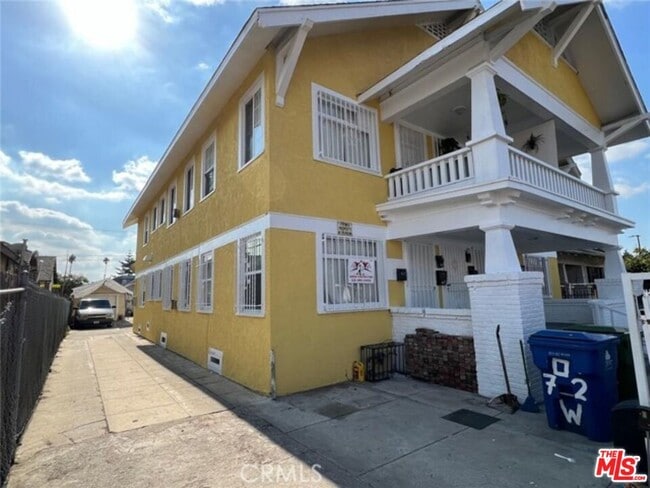 Photo - 708 W Vernon Ave