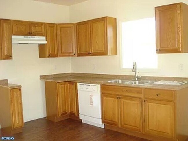 Photo - 3 Bed 2 Bath Townhouse in Williamstown