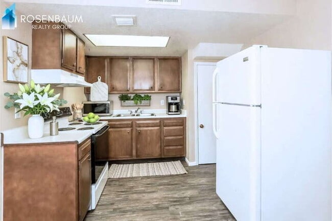 Photo - 905 S Ash Ave Unidad 1