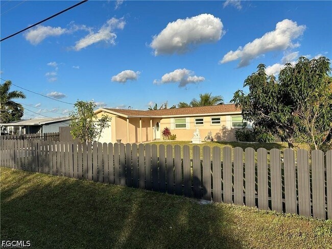 Photo - 141 Schneider Dr