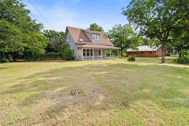 Photo - 816 E Gilbert St