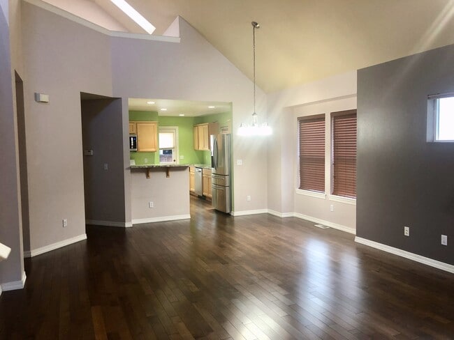 Photo - First Floor Master!!