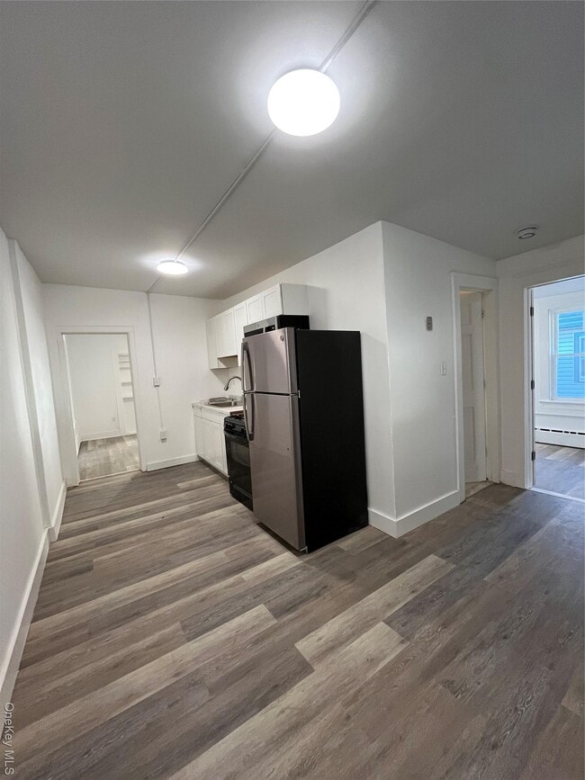 Photo - 191 N Hamilton St