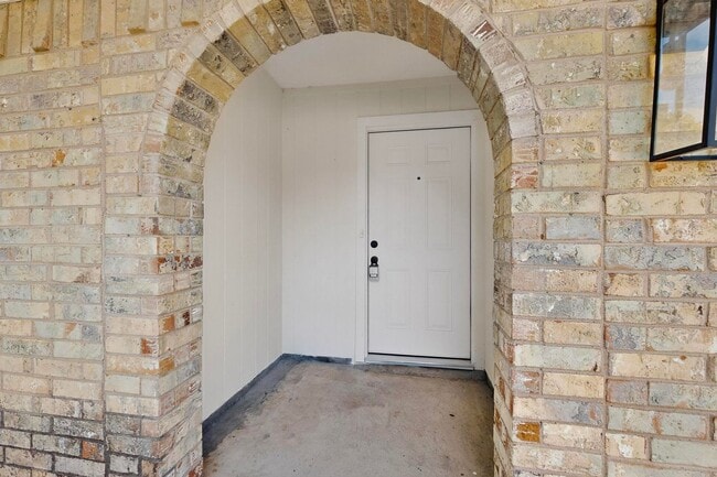 Photo - 903 Ravenswood Dr