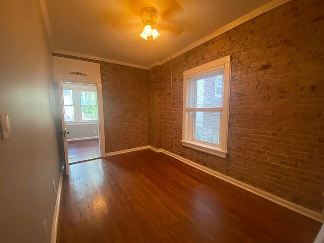 Photo - 3531 Wyandotte St