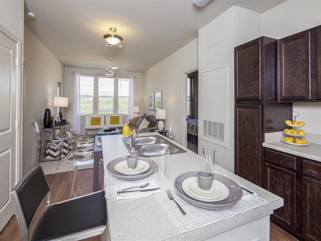 Balcones Lofts