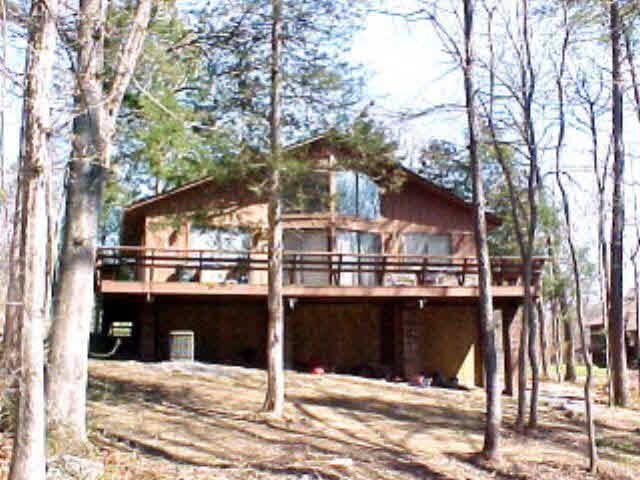 Photo - 202 Martin Ln House