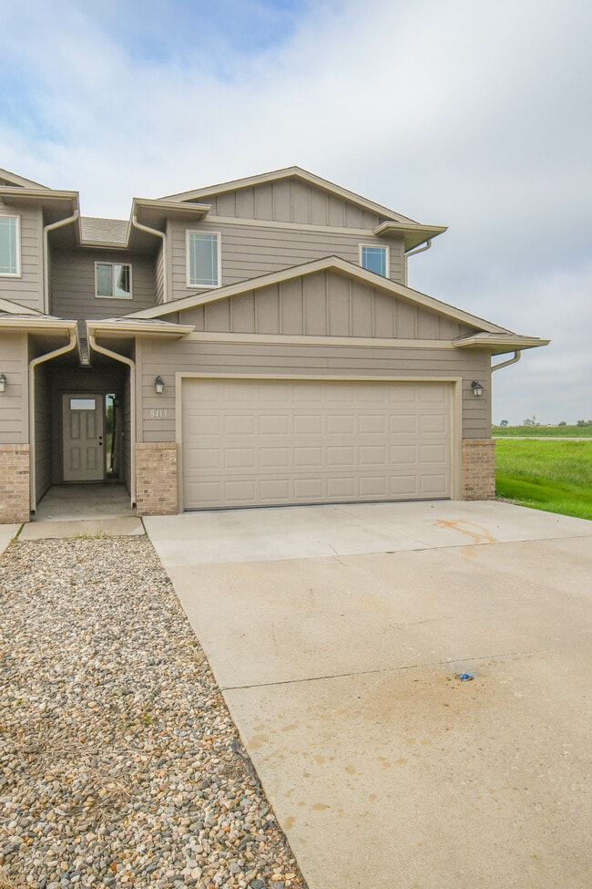 Photo - 8413 W 53rd St