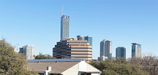 Building Photo - 620 S 1st St Unit 201