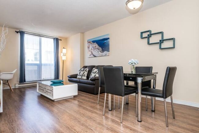 Building Photo - 66 Bd René-Lévesque E Unit ID1283832P