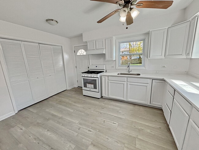 Photo - 36855 N Elizabeth Ct