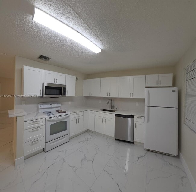 Photo - 2526 Taylor St Unidad 3
