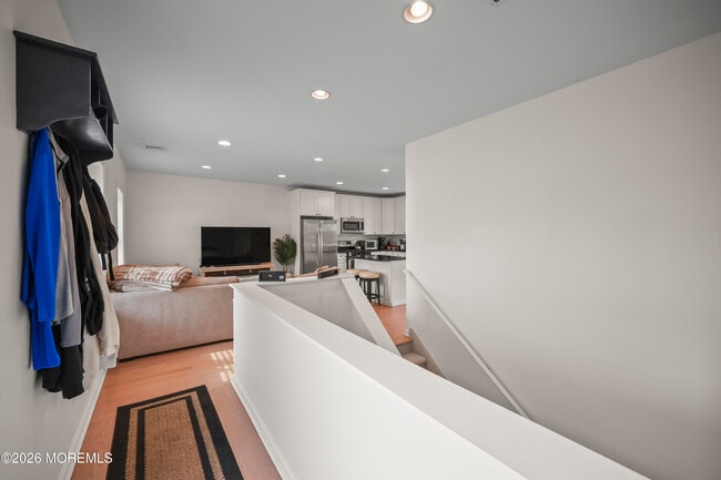 Photo - 5 Cortland Rd