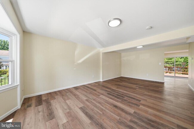 417 Sternwheeler Ct