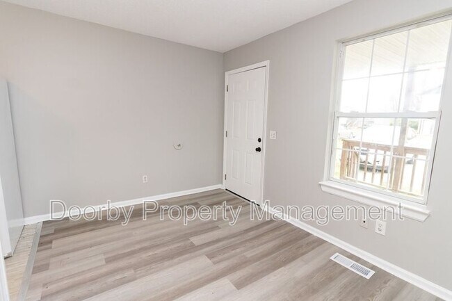 Photo - 2712 N Orchard Knob Ave Unit A