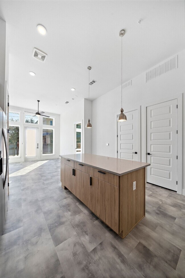 Photo - 2520 Washington Ave