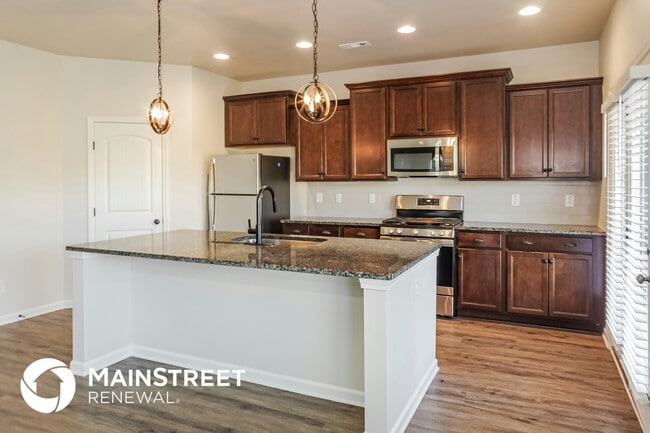 Photo - 213 Iron Cir