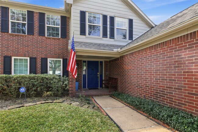 Photo - 6014 Walkabout Way