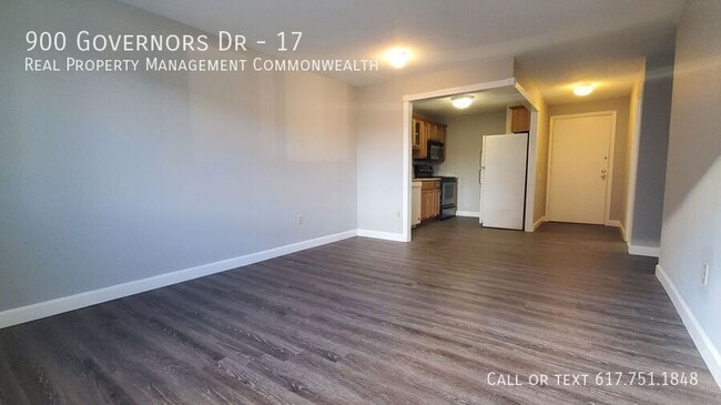 Photo - 900 Governors Dr Unit 17