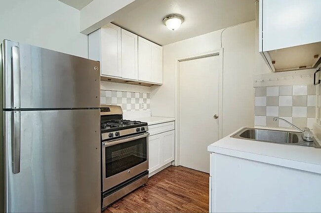 205 Allen St Unit 10N