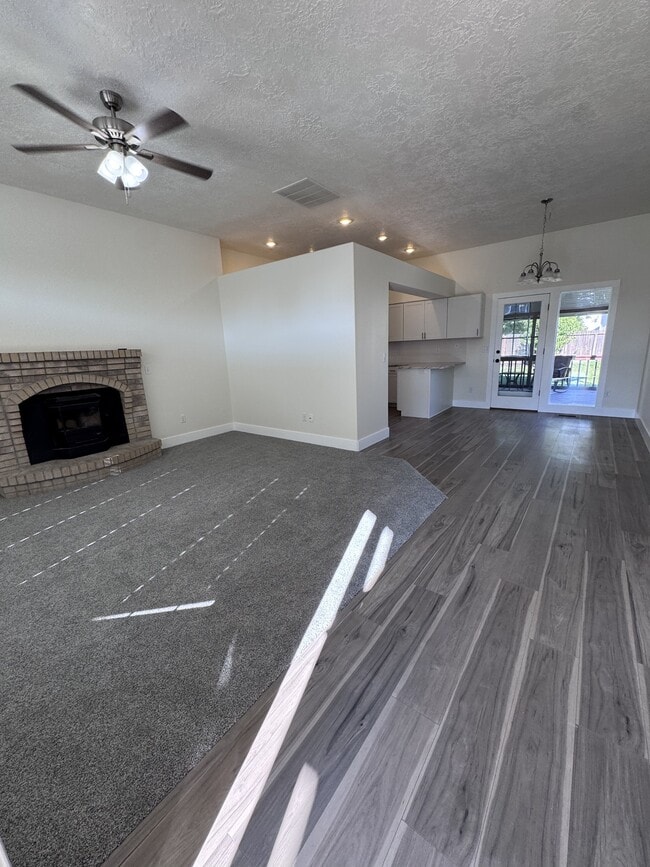 Photo - 2145 E Katelyn Dr