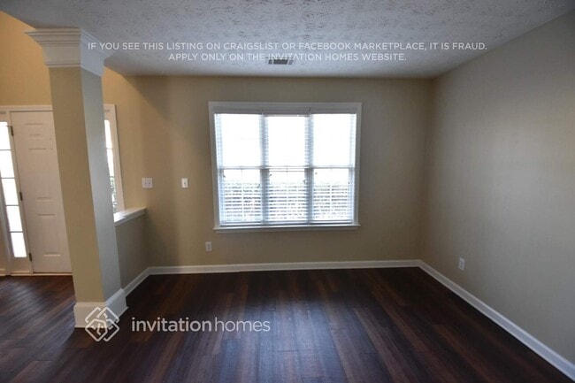 Photo - 3665 Wake Robin Way